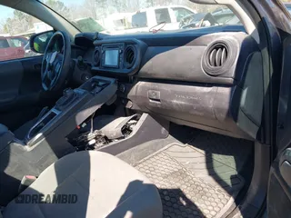 2017 Toyota Tacoma SR with VIN 5TFAX5GN9HX078780, listed as a IAAI auction lot 41749322 with 61,762 mi miles. Bid and sale history available at carsss.com. Image 5.
