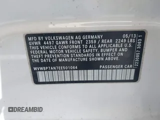 2014 Volkswagen CC R-Line с VIN WVWBP7AN7EE501064, выставлен на аукционе IAAI как лот 42220870 с пробегом Не указан миль и . История ставок и продаж доступна на DreamBid. Изображение 9.