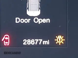 2019 Jeep Renegade Latitude z VIN ZACNJBBB4KPK59713, wystawiony jako IAAI lot #41878767 z przebiegiem 28 677 mil mil oraz . Historia ofert i sprzedaży dostępna na DreamBid. Obrazek 15.