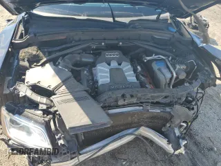 2015 Audi SQ5 Premium Plus with VIN WA1CGAFP0FA012195, listed as a Copart auction lot 69400444 with 0 mi miles and Salvage Title. Bid and sale history available at carsss.com. Image 12.