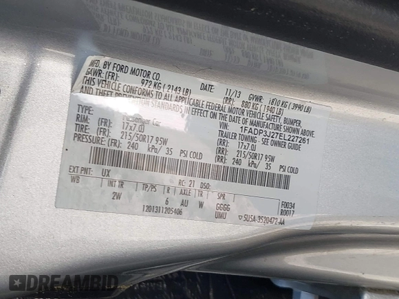 2014 Ford Focus Titanium with VIN 1FADP3J27EL227261, listed as a IAAI auction lot 41972536 with 172,470 mi miles. Bid and sale history available at carsss.com. Image 9.