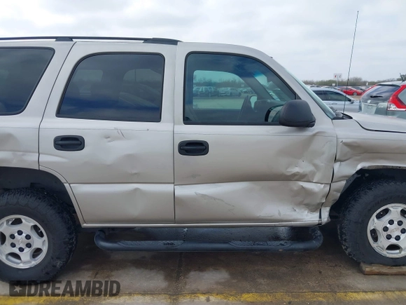 2006 Chevrolet Tahoe LS with VIN 1GNEC13V66R146232, listed as a IAAI auction lot 41446838 with 158,136 mi miles. Bid and sale history available at carsss.com. Image 13.