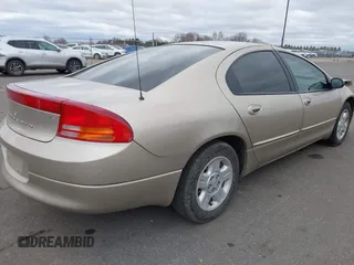 2004 Dodge Intrepid SE z VIN 2B3HD46R64H607124, wystawiony jako IAAI lot #41698169 z przebiegiem 117 465 mil mil oraz . Historia ofert i sprzedaży dostępna na DreamBid. Obrazek 4.