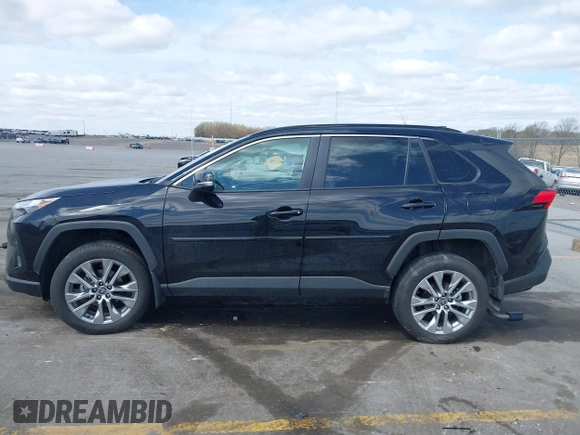 2024 Toyota RAV4 XLE Premium with VIN 2T3A1RFV8RC458744, listed as a IAAI auction lot 42031214 with 6,333 mi miles and . Bid and sale history available at DreamBid. Image 14.