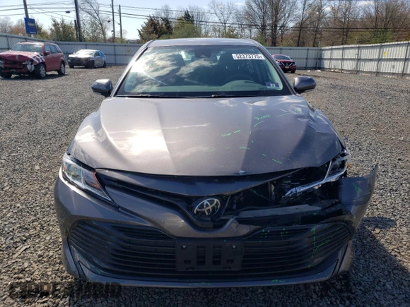 2019 Toyota Camry LE with VIN 4T1B11HK8KU179087, listed as a Copart auction lot 52373775 with 33,215 mi miles and Salvage Title. Bid and sale history available at carsss.com. Image 5.
