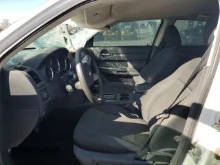 2008 Dodge Charger z VIN 2B3KA43G38H199897, wystawiony jako Copart lot #78570024 z przebiegiem Nie podano mil oraz Szkoda całkowita • Salvage title. Historia ofert i sprzedaży dostępna na DreamBid. Obrazek 7.