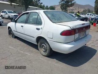 1996 Nissan Sentra XE z VIN 1N4AB41D3TC716326, wystawiony jako IAAI lot #42455181 z przebiegiem 235 076 mil mil oraz . Historia ofert i sprzedaży dostępna na DreamBid. Obrazek 3.