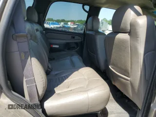 2002 Chevrolet Tahoe Z71 z VIN 1GNEK13T72R285197, wystawiony jako Copart lot #53784905 z przebiegiem 226 662 mil mil oraz Szkoda całkowita • Salvage title. Historia ofert i sprzedaży dostępna na DreamBid. Obrazek 11.