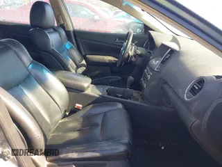 2010 Nissan Maxima S z VIN 1N4AA5AP9AC803681, wystawiony jako IAAI lot #41614005 z przebiegiem 195 485 mil mil oraz . Historia ofert i sprzedaży dostępna na DreamBid. Obrazek 5.