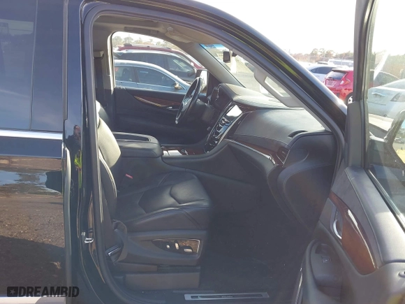 2018 Cadillac Escalade Luxury with VIN 1GYS3BKJ7JR291430, listed as a IAAI auction lot 41449233 with 128,281 mi miles. Bid and sale history available at carsss.com. Image 5.