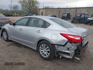 2016 Nissan Altima S z VIN 1N4AL3APXGN331521, wystawiony jako IAAI lot #42044462 z przebiegiem 119 130 mil mil oraz . Historia ofert i sprzedaży dostępna na DreamBid. Obrazek 3.