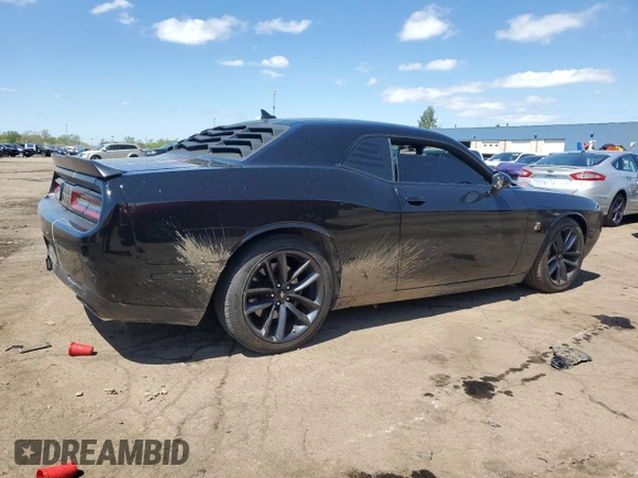 2019 Dodge Challenger R/T Scat Pack z VIN 2C3CDZFJ0KH707009, wystawiony jako Copart lot #55480675 z przebiegiem 104 637 mil mil oraz Czysty tytuł • Clean title. Historia ofert i sprzedaży dostępna na DreamBid. Obrazek 3.