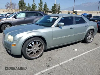 2005 Chrysler 300 with VIN 2C3AA53G45H528705, listed as a Copart auction lot 55176745 with 172,422 mi miles and Clean Title. Bid and sale history available at carsss.com. Image 1.