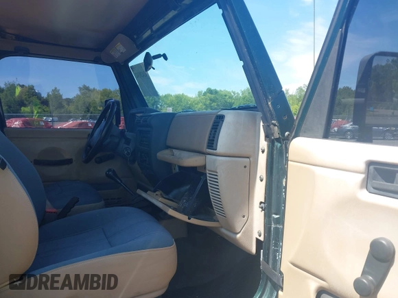 2000 Jeep Wrangler Sahara с VIN 1J4FA59S0YP748057, выставлен на аукционе IAAI как лот 42420342 с пробегом 195 963 миль миль и . История ставок и продаж доступна на DreamBid. Изображение 5.