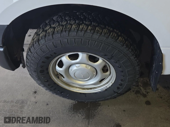2016 Ford F-150 XLT with VIN 1FTFX1EF4GKD19439, listed as a IAAI auction lot 42774125 with 168,570 mi miles and . Bid and sale history available at DreamBid. Image 32.