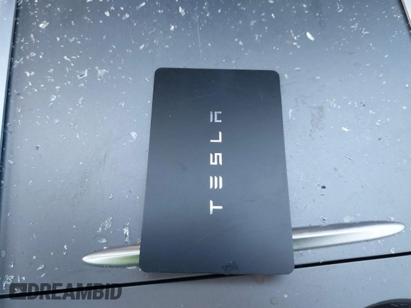 2023 Tesla Model 3 z VIN 5YJ3E1EA4PF505850, wystawiony jako IAAI lot #41310597 z przebiegiem 70 211 mil mil oraz . Historia ofert i sprzedaży dostępna na DreamBid. Obrazek 11.