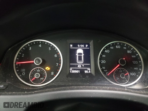 2013 Volkswagen Tiguan SE z VIN WVGBV3AX8DW092397, wystawiony jako Copart lot #51956225 z przebiegiem 138 901 mil mil oraz Szkoda całkowita • Salvage title. Historia ofert i sprzedaży dostępna na DreamBid. Obrazek 9.