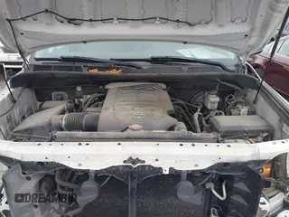 2012 Toyota Tundra z VIN 5TFUM5F11CX039386, wystawiony jako IAAI lot #41472576 z przebiegiem 213 295 mil mil oraz . Historia ofert i sprzedaży dostępna na DreamBid. Obrazek 10.