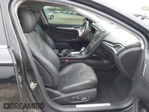 2016 Ford Fusion Titanium с VIN 3FA6P0SU4GR236009, выставлен на аукционе IAAI как лот 41219691 с пробегом 306 144 миль миль и . История ставок и продаж доступна на DreamBid. Изображение 5.