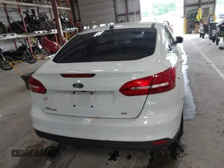 2017 Ford Focus SE с VIN 1FADP3F21HL303635, выставлен на аукционе IAAI как лот 42423956 с пробегом 87 952 миль миль и . История ставок и продаж доступна на DreamBid. Изображение 17.