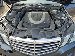 2011 Mercedes-Benz E 550 Luxury with VIN WDDHF9AB5BA386617, listed as a Copart auction lot 49621515 with 134,674 mi miles and Clean title. Bid and sale history available at DreamBid. Image 11.