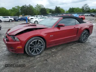 2014 Ford Mustang GT z VIN 1ZVBP8FF4E5255787, wystawiony jako Copart lot #54500785 z przebiegiem 67 702 mil mil oraz Szkoda całkowita • Salvage title. Historia ofert i sprzedaży dostępna na DreamBid. Obrazek 1.