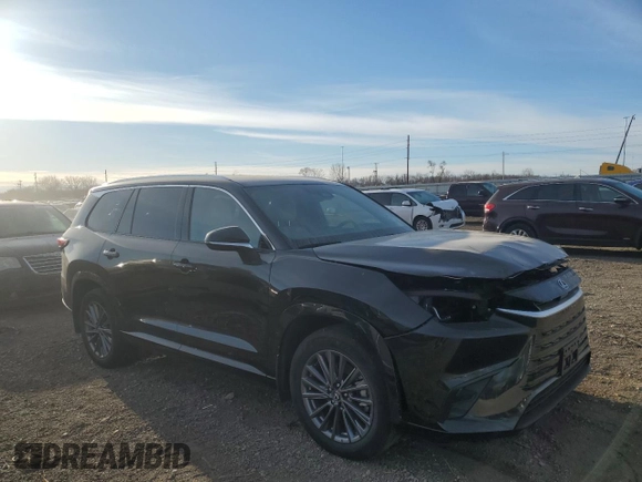 2024 Lexus TX with VIN 5TDAAAB67RS006557, listed as a Copart auction lot 82648134 with 5,544 mi miles and Salvage Title. Bid and sale history available at carsss.com. Image 4.