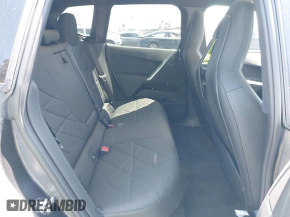2025 BMW iX xDrive50 z VIN WB523CF07SCT17117, wystawiony jako IAAI lot #42042262 z przebiegiem 7 485 mil mil oraz . Historia ofert i sprzedaży dostępna na DreamBid. Obrazek 8.