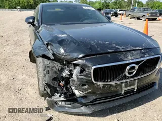 2019 Volvo S90 Momentum with VIN LVY102AK1KP089404, listed as a Copart auction lot 52358915 with 97,691 mi miles and Salvage Title. Bid and sale history available at carsss.com. Image 11.