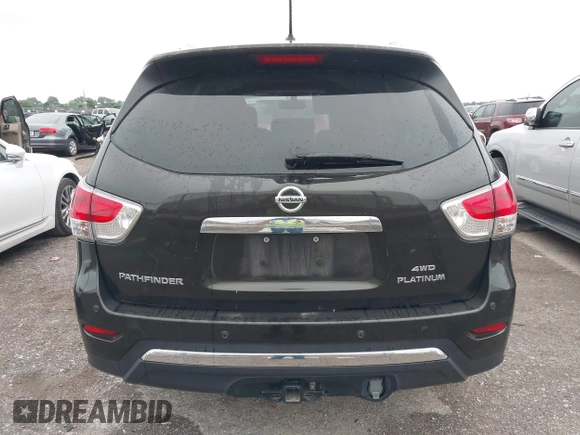 2015 Nissan Pathfinder Platinum z VIN 5N1AR2MM7FC622794, wystawiony jako IAAI lot #42421732 z przebiegiem 91 197 mil mil oraz . Historia ofert i sprzedaży dostępna na DreamBid. Obrazek 16.