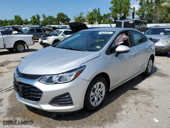 2019 Chevrolet Cruze LS with VIN 1G1BC5SM7K7131197, listed as a Copart auction lot 63203424 with 55,135 mi miles and Salvage Title. Bid and sale history available at carsss.com. Image 1.