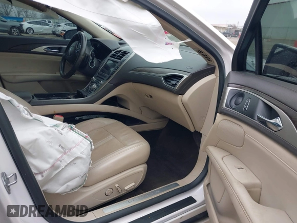 2018 Lincoln MKZ Reserve with VIN 3LN6L5F9XJR609713, listed as a IAAI auction lot 41190247 with 119,434 mi miles and . Bid and sale history available at DreamBid. Image 5.