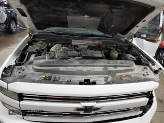 2017 Chevrolet Silverado 3500HD LTZ with VIN 1GC4K0EY8HF108983, listed as a Copart auction lot 45818555 with 121,390 mi miles and Salvage Title. Bid and sale history available at carsss.com. Image 11.