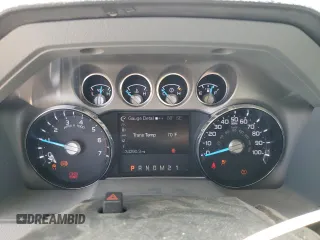 2016 Ford F-250 Lariat z VIN 1FT7W2B64GEC81386, wystawiony jako Copart lot #56113494 z przebiegiem 34 290 mil mil oraz Szkoda całkowita • Salvage title. Historia ofert i sprzedaży dostępna na DreamBid. Obrazek 9.