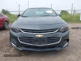 2018 Chevrolet Malibu LT z VIN 1G1ZD5ST4JF134775, wystawiony jako IAAI lot #42329196 z przebiegiem 92 527 mil mil oraz . Historia ofert i sprzedaży dostępna na DreamBid. Obrazek 12.
