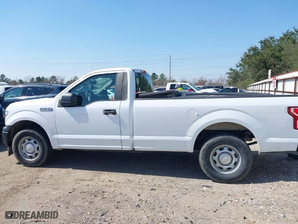 2019 Ford F-150 XL with VIN 1FTMF1CB3KKE09569, listed as a IAAI auction lot 41524540 with 70,364 mi miles. Bid and sale history available at carsss.com. Image 15.