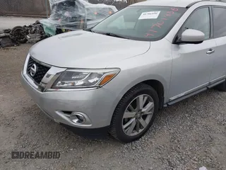 2013 Nissan Pathfinder SV with VIN 5N1AR2MM7DC678375, listed as a IAAI auction lot 41701956 with 151,087 mi miles. Bid and sale history available at carsss.com. Image 2.