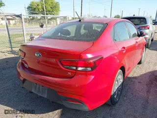 2020 Kia Rio LX with VIN 3KPA24AD2LE327986, listed as a IAAI auction lot 41978584 with 31,998 mi miles. Bid and sale history available at carsss.com. Image 4.