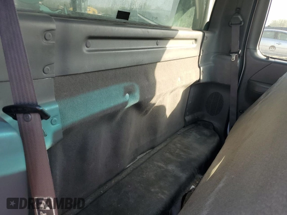 2002 Ford F-150 XL with VIN 1FTRF17262NA04126, listed as a Copart auction lot 51296715 with 98,710 mi miles and Salvage Title. Bid and sale history available at carsss.com. Image 10.