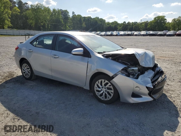 2019 Toyota Corolla L z VIN 2T1BURHE5KC219319, wystawiony jako Copart lot #54297135 z przebiegiem 68 876 mil mil oraz Szkoda całkowita • Salvage title. Historia ofert i sprzedaży dostępna na DreamBid. Obrazek 4.