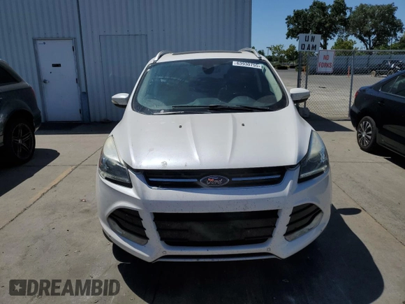2015 Ford Escape Titanium with VIN 1FMCU0J95FUA92671, listed as a Copart auction lot 63930755 with 191,209 mi miles and Clean title. Bid and sale history available at DreamBid. Image 5.