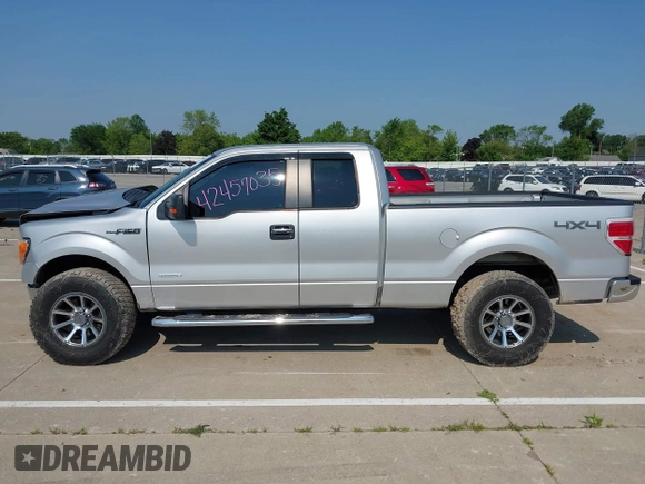 2012 Ford F-150 XL z VIN 1FTFX1ET5CFA28151, wystawiony jako IAAI lot #42457035 z przebiegiem 118 943 mil mil oraz . Historia ofert i sprzedaży dostępna na DreamBid. Obrazek 14.