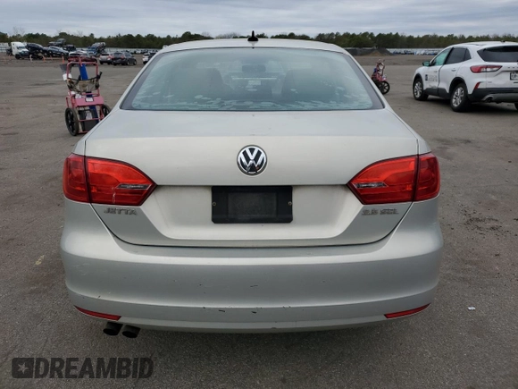 2011 Volkswagen Jetta SEL с VIN 3VWLZ7AJ1BM101094, выставлен на аукционе Copart как лот 53620215 с пробегом 147 414 миль миль и Чистый • Clean title. История ставок и продаж доступна на DreamBid. Изображение 6.