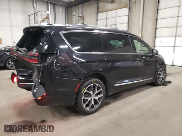 2021 Chrysler Pacifica Limited z VIN 2C4RC3GG1MR595214, wystawiony jako Copart lot #84169164 z przebiegiem 30 737 mil mil oraz Szkoda całkowita • Salvage title. Historia ofert i sprzedaży dostępna na DreamBid. Obrazek 3.