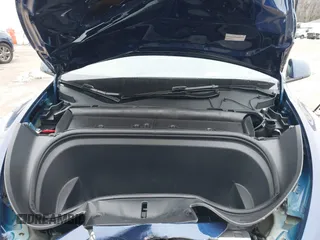 2025 Tesla Model Y Long Range with VIN 7SAYGDED9SF248370, listed as a IAAI auction lot 41336869 with 2,499 mi miles and . Bid and sale history available at DreamBid. Image 10.