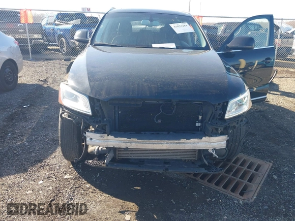 2014 Audi Q5 Premium Plus with VIN WA1LFAFPXEA073202, listed as a IAAI auction lot 41823284 with 98,779 mi miles. Bid and sale history available at carsss.com. Image 6.