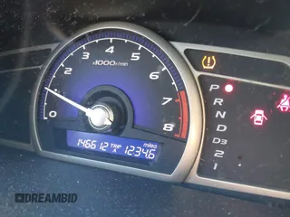 2008 Honda Civic LX z VIN 2HGFA16538H521884, wystawiony jako IAAI lot #38105899 z przebiegiem 146 612 mil mil oraz . Historia ofert i sprzedaży dostępna na DreamBid. Obrazek 7.