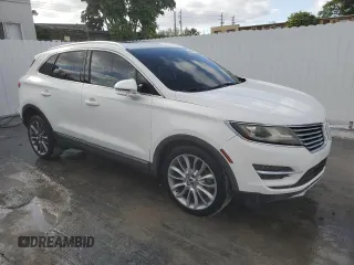 2017 Lincoln MKC Reserve with VIN 5LMCJ3C93HUL09318, listed as a Copart auction lot 53460725 with 96,692 mi miles and Clean title. Bid and sale history available at DreamBid. Image 4.