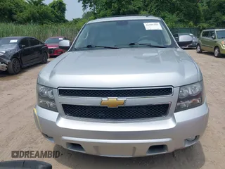 2013 Chevrolet Tahoe LT with VIN 1GNSCBE06DR320906, listed as a IAAI auction lot 42505492 with 161,162 mi miles and . Bid and sale history available at DreamBid. Image 13.
