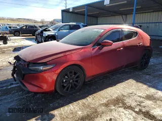2022 Mazda Mazda3 Hatchback Premium with VIN JM1BPAML4N1502493, listed as a Copart auction lot 41916025 with 42,171 mi miles and Salvage Title. Bid and sale history available at carsss.com. Image 1.